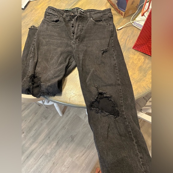 Wild Fable Ripped High Rise Jeans Size 8 - Picture 4 of 4